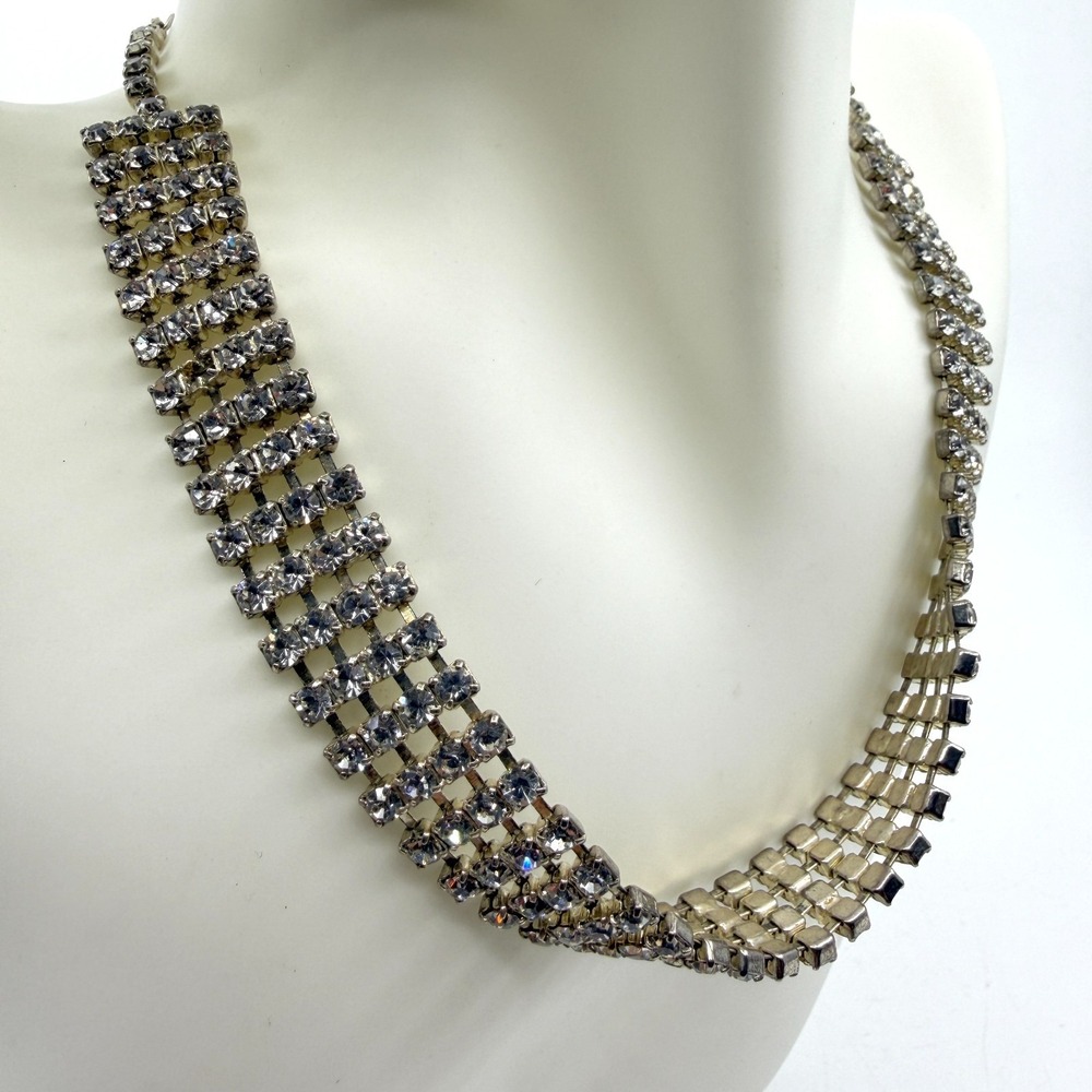 Radiant Crystal Statement Necklace Silver Tone Glamour Sparkle Choker Wedding
